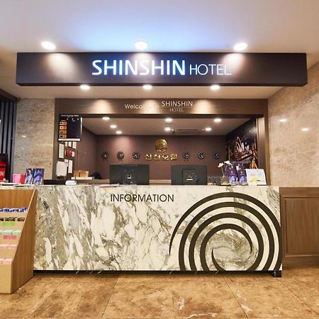 Shin Shin Hotel Busan Bagian luar foto